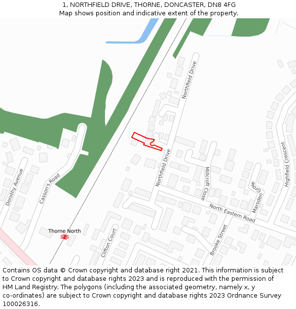 1, NORTHFIELD DRIVE, THORNE, DONCASTER, DN8 4FG: Location map and indicative extent of plot