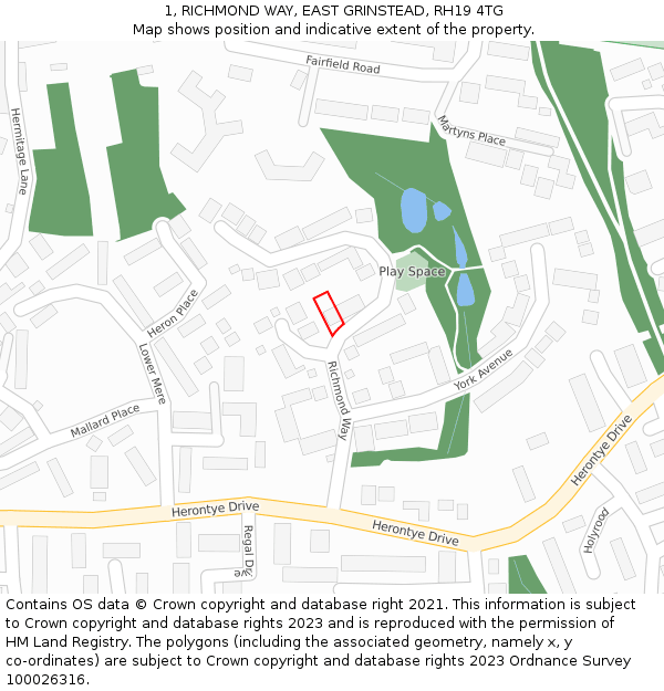 1, RICHMOND WAY, EAST GRINSTEAD, RH19 4TG: Location map and indicative extent of plot