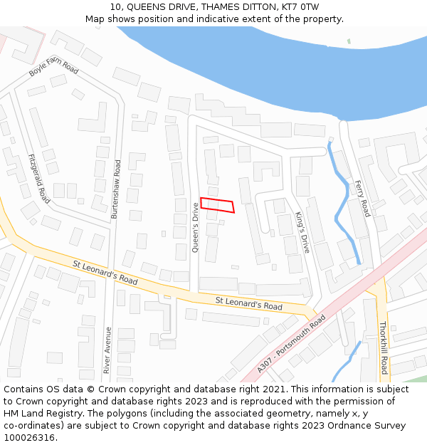 10, QUEENS DRIVE, THAMES DITTON, KT7 0TW: Location map and indicative extent of plot