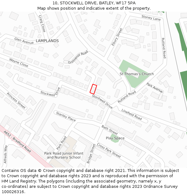 10, STOCKWELL DRIVE, BATLEY, WF17 5PA: Location map and indicative extent of plot