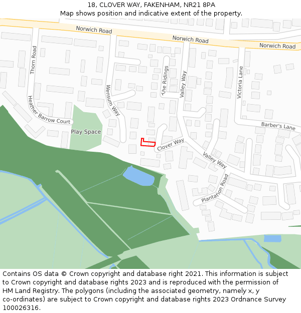 18, CLOVER WAY, FAKENHAM, NR21 8PA: Location map and indicative extent of plot
