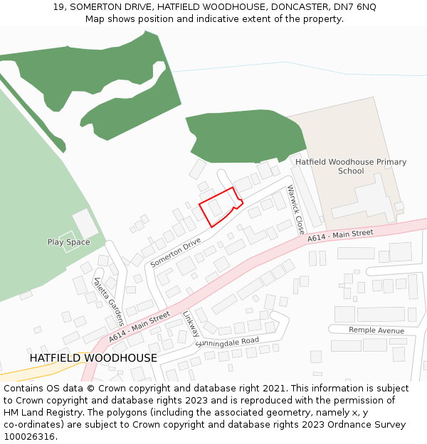 19, SOMERTON DRIVE, HATFIELD WOODHOUSE, DONCASTER, DN7 6NQ: Location map and indicative extent of plot
