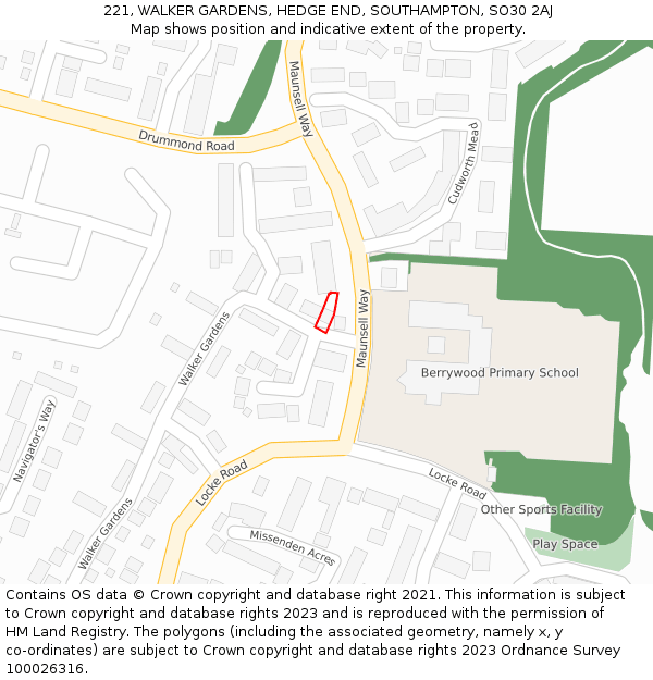 221, WALKER GARDENS, HEDGE END, SOUTHAMPTON, SO30 2AJ: Location map and indicative extent of plot