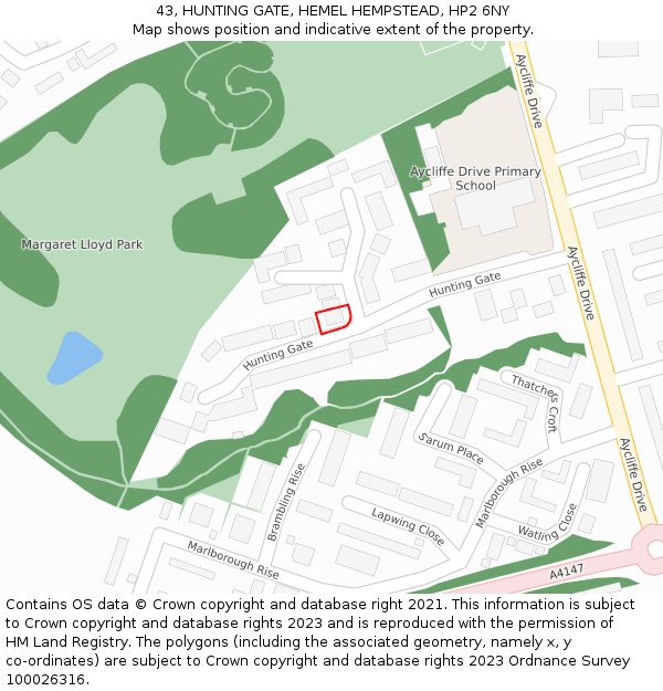 43, HUNTING GATE, HEMEL HEMPSTEAD, HP2 6NY: Location map and indicative extent of plot