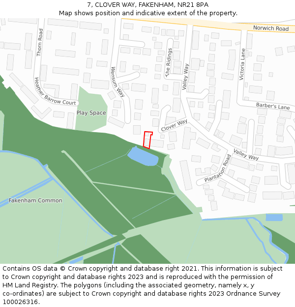 7, CLOVER WAY, FAKENHAM, NR21 8PA: Location map and indicative extent of plot