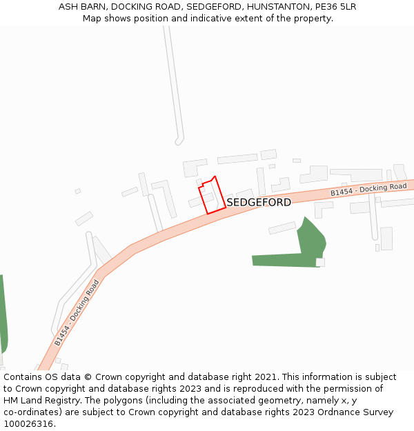ASH BARN, DOCKING ROAD, SEDGEFORD, HUNSTANTON, PE36 5LR: Location map and indicative extent of plot