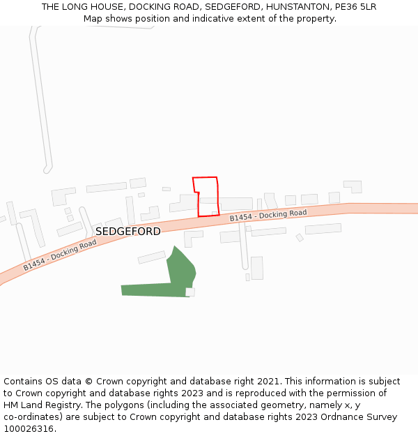 THE LONG HOUSE, DOCKING ROAD, SEDGEFORD, HUNSTANTON, PE36 5LR: Location map and indicative extent of plot