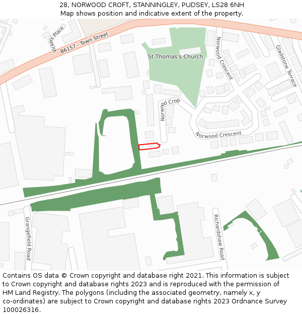 28, NORWOOD CROFT, STANNINGLEY, PUDSEY, LS28 6NH: Location map and indicative extent of plot