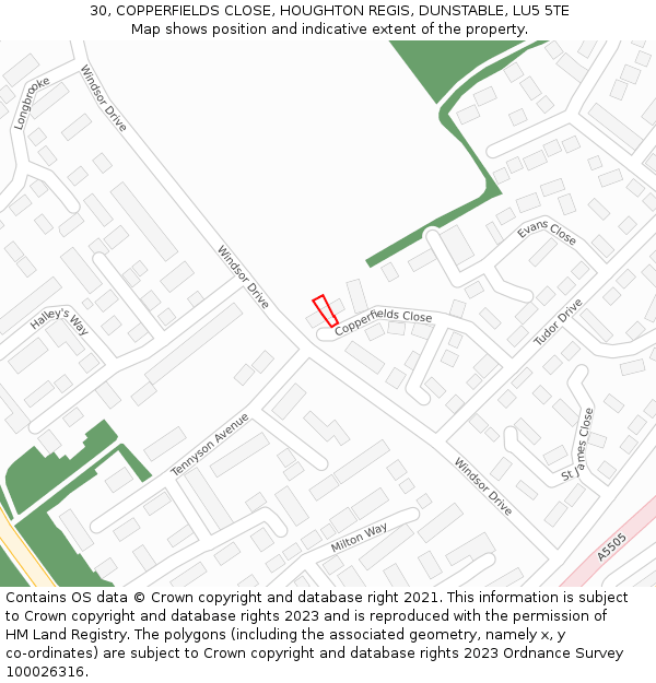 30, COPPERFIELDS CLOSE, HOUGHTON REGIS, DUNSTABLE, LU5 5TE: Location map and indicative extent of plot