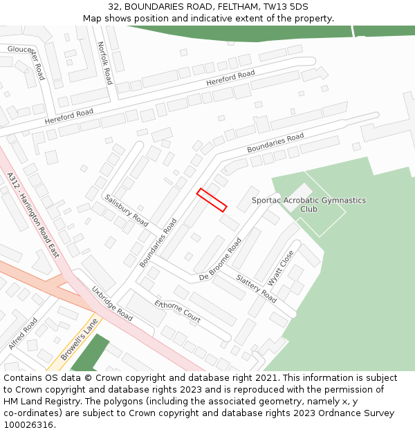 32, BOUNDARIES ROAD, FELTHAM, TW13 5DS: Location map and indicative extent of plot