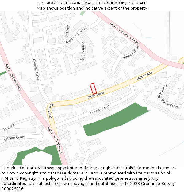 37, MOOR LANE, GOMERSAL, CLECKHEATON, BD19 4LF: Location map and indicative extent of plot