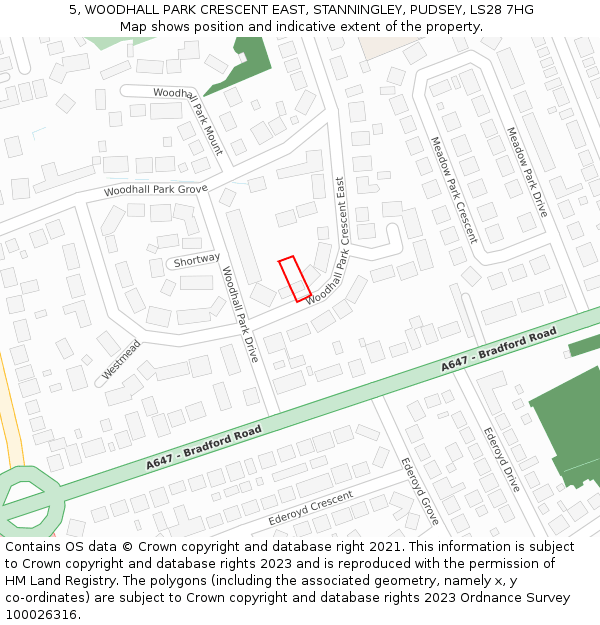 5, WOODHALL PARK CRESCENT EAST, STANNINGLEY, PUDSEY, LS28 7HG: Location map and indicative extent of plot