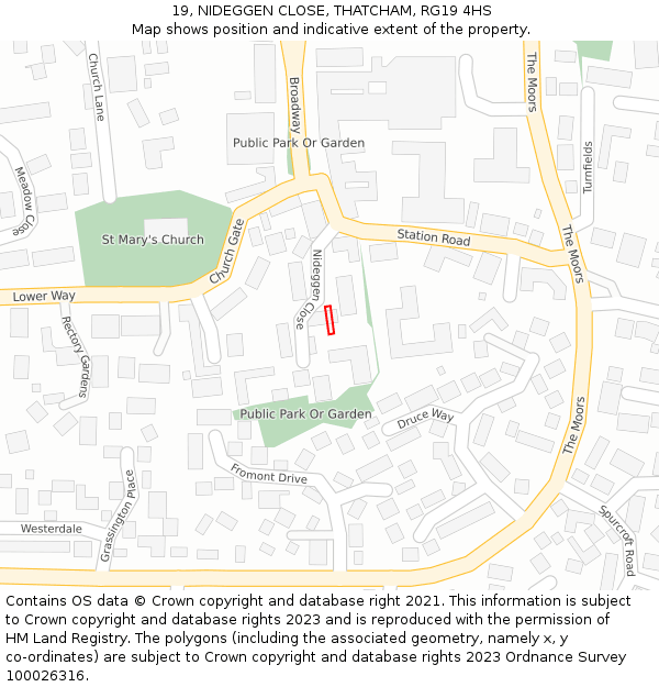 19, NIDEGGEN CLOSE, THATCHAM, RG19 4HS: Location map and indicative extent of plot