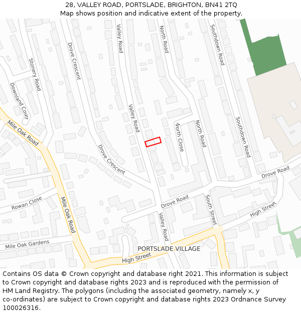 28, VALLEY ROAD, PORTSLADE, BRIGHTON, BN41 2TQ: Location map and indicative extent of plot