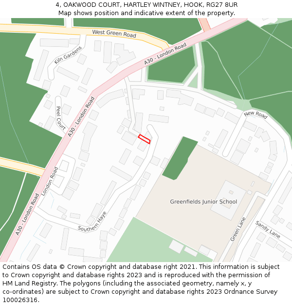 4, OAKWOOD COURT, HARTLEY WINTNEY, HOOK, RG27 8UR: Location map and indicative extent of plot