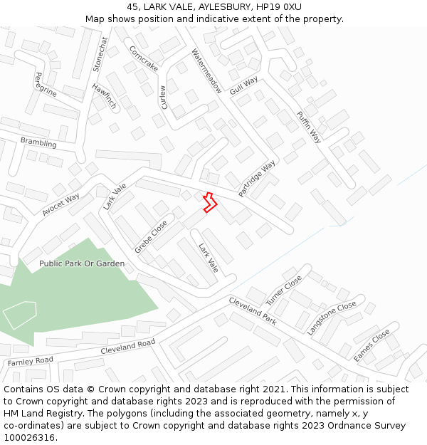 45, LARK VALE, AYLESBURY, HP19 0XU: Location map and indicative extent of plot