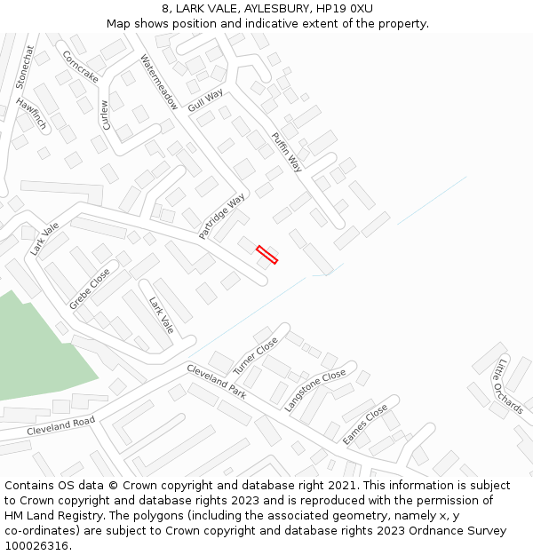 8, LARK VALE, AYLESBURY, HP19 0XU: Location map and indicative extent of plot
