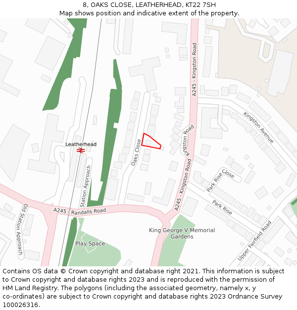8, OAKS CLOSE, LEATHERHEAD, KT22 7SH: Location map and indicative extent of plot