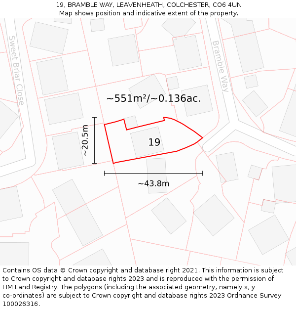 19, BRAMBLE WAY, LEAVENHEATH, COLCHESTER, CO6 4UN: Plot and title map