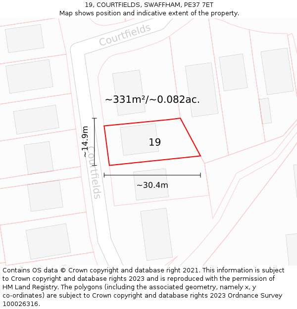 19, COURTFIELDS, SWAFFHAM, PE37 7ET: Plot and title map