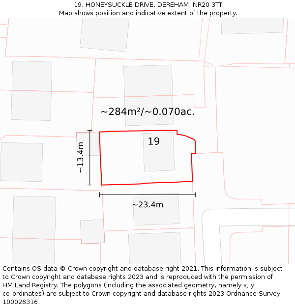 19, HONEYSUCKLE DRIVE, DEREHAM, NR20 3TT: Plot and title map