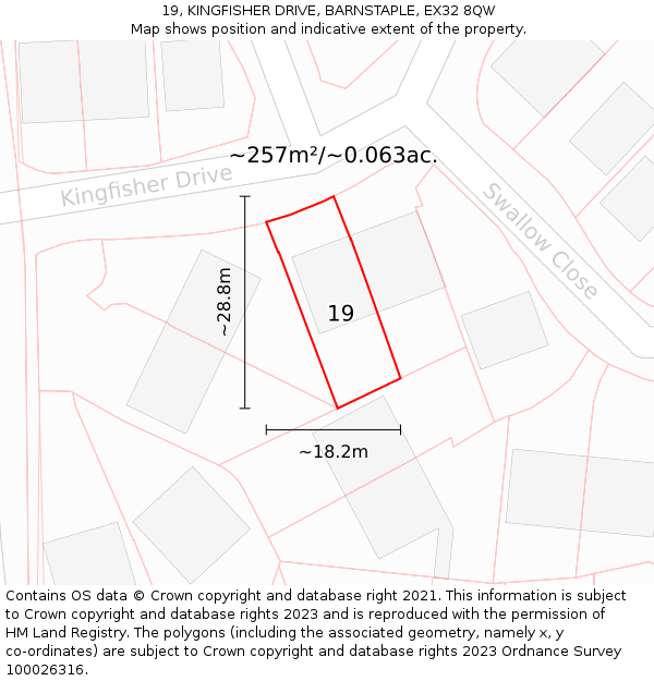 19, KINGFISHER DRIVE, BARNSTAPLE, EX32 8QW: Plot and title map
