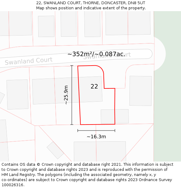 22, SWANLAND COURT, THORNE, DONCASTER, DN8 5UT: Plot and title map