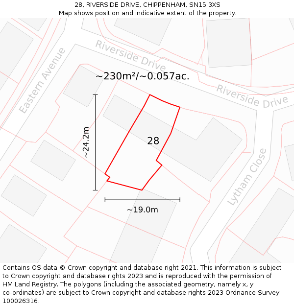 28, RIVERSIDE DRIVE, CHIPPENHAM, SN15 3XS: Plot and title map