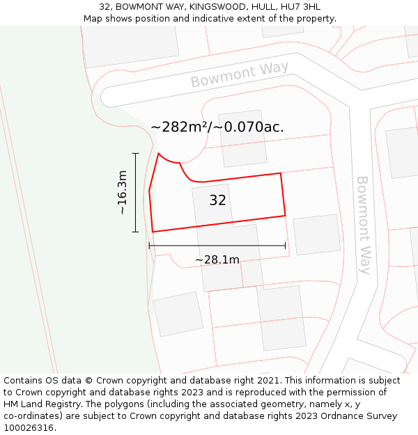 32, BOWMONT WAY, KINGSWOOD, HULL, HU7 3HL: Plot and title map