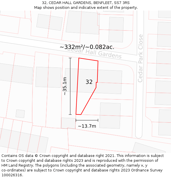32, CEDAR HALL GARDENS, BENFLEET, SS7 3RS: Plot and title map