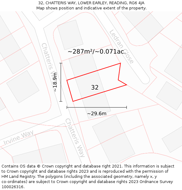 32, CHATTERIS WAY, LOWER EARLEY, READING, RG6 4JA: Plot and title map