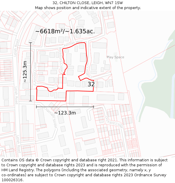 32, CHILTON CLOSE, LEIGH, WN7 1SW: Plot and title map