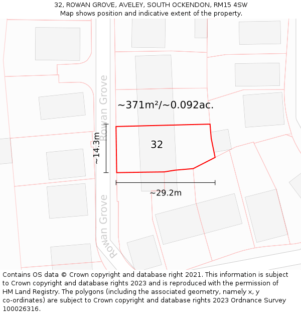 32, ROWAN GROVE, AVELEY, SOUTH OCKENDON, RM15 4SW: Plot and title map