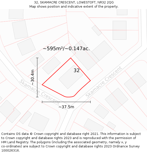 32, SKAMACRE CRESCENT, LOWESTOFT, NR32 2QG: Plot and title map