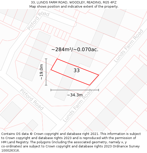 33, LUNDS FARM ROAD, WOODLEY, READING, RG5 4PZ: Plot and title map