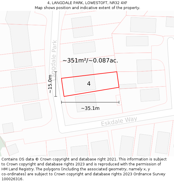 4, LANGDALE PARK, LOWESTOFT, NR32 4XF: Plot and title map
