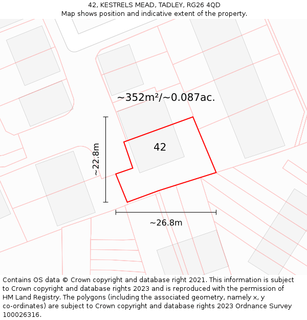 42, KESTRELS MEAD, TADLEY, RG26 4QD: Plot and title map