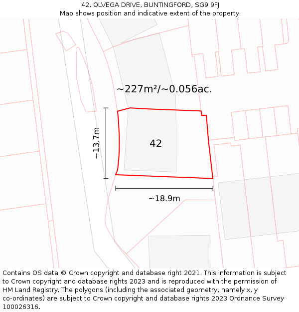 42, OLVEGA DRIVE, BUNTINGFORD, SG9 9FJ: Plot and title map