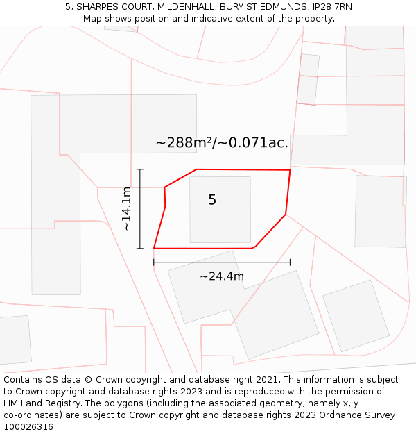 5, SHARPES COURT, MILDENHALL, BURY ST EDMUNDS, IP28 7RN: Plot and title map