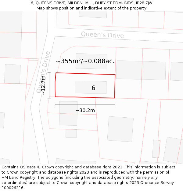 6, QUEENS DRIVE, MILDENHALL, BURY ST EDMUNDS, IP28 7JW: Plot and title map