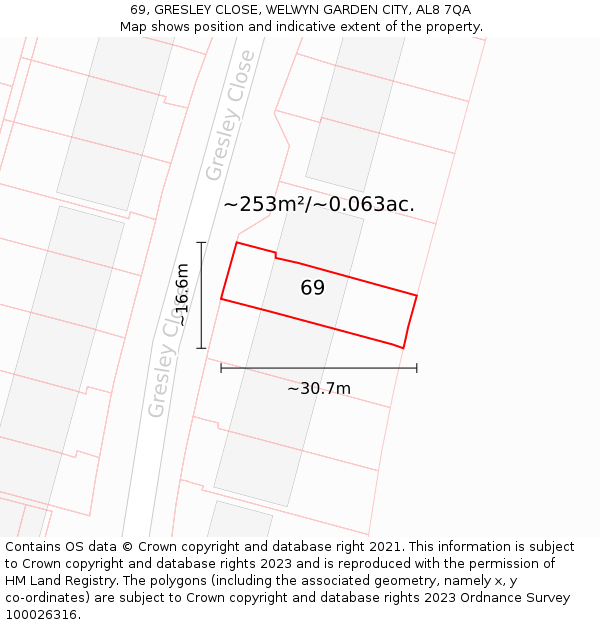 69, GRESLEY CLOSE, WELWYN GARDEN CITY, AL8 7QA: Plot and title map