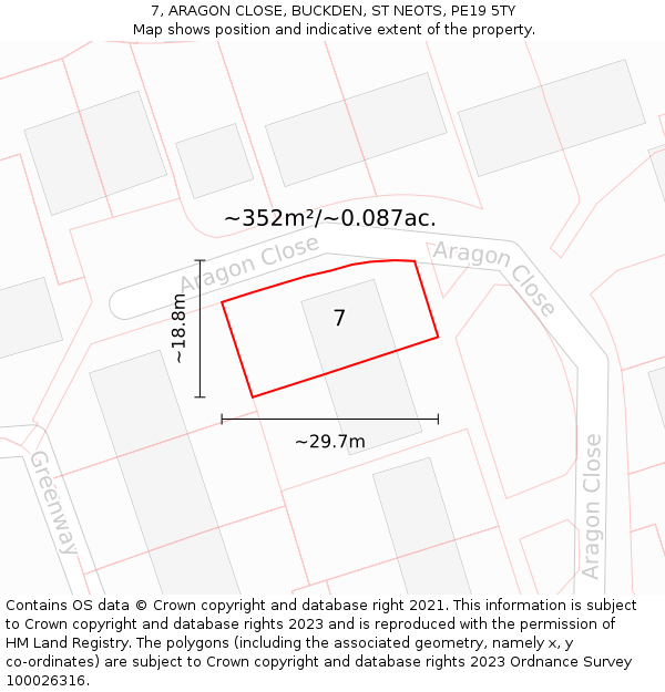 7, ARAGON CLOSE, BUCKDEN, ST NEOTS, PE19 5TY: Plot and title map