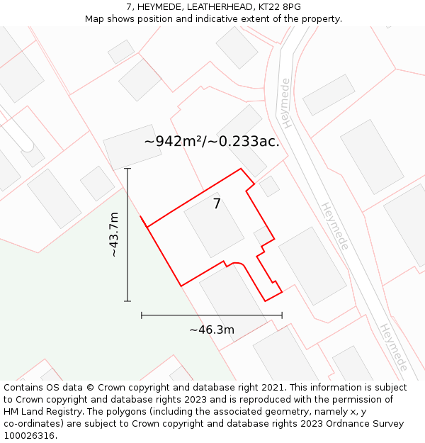 7, HEYMEDE, LEATHERHEAD, KT22 8PG: Plot and title map