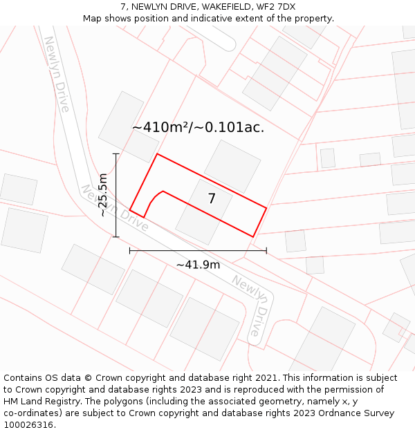 7, NEWLYN DRIVE, WAKEFIELD, WF2 7DX: Plot and title map