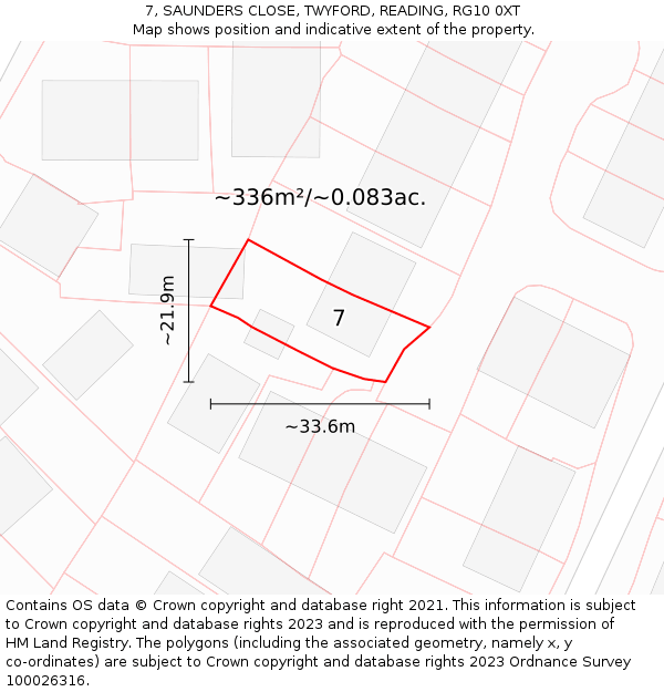 7, SAUNDERS CLOSE, TWYFORD, READING, RG10 0XT: Plot and title map