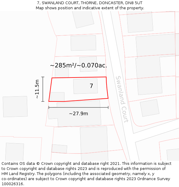 7, SWANLAND COURT, THORNE, DONCASTER, DN8 5UT: Plot and title map