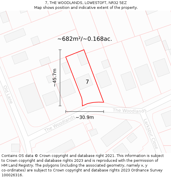 7, THE WOODLANDS, LOWESTOFT, NR32 5EZ: Plot and title map