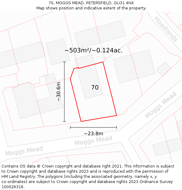 70, MOGGS MEAD, PETERSFIELD, GU31 4NX: Plot and title map
