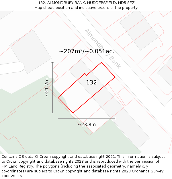 132, ALMONDBURY BANK, HUDDERSFIELD, HD5 8EZ: Plot and title map