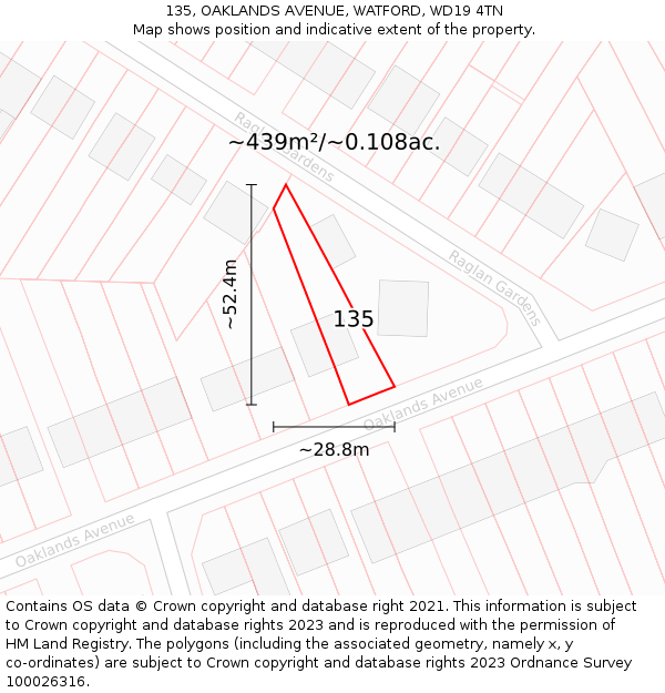 135, OAKLANDS AVENUE, WATFORD, WD19 4TN: Plot and title map